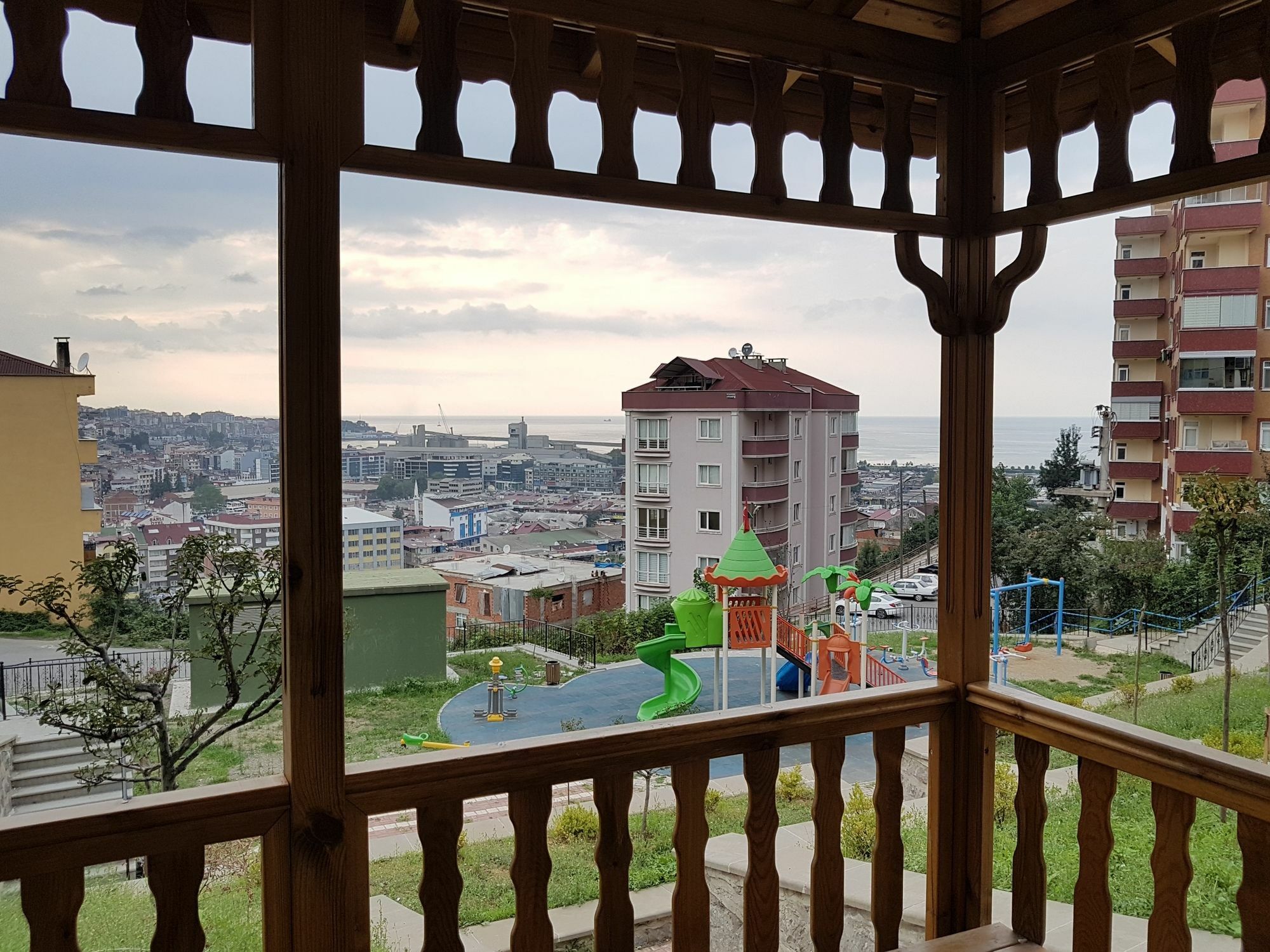 Nuralp Apart Otel - Trabzon Ngoại thất bức ảnh